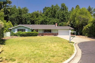 18 Garden Estates Ct, Alamo, CA 94507