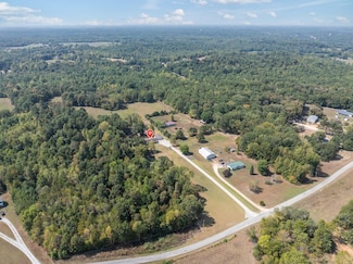 3379 Old Stage Rd, Decaturville, TN 38329