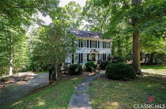 104 Laurel Springs Dr, Athens, GA 30606