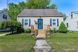 1103 N Burnett Rd, Springfield, OH 45503
