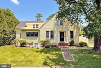 4615 1st St S, Arlington, VA 22204