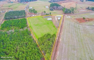 507 Eliza Butler Rd, Tabor City, NC 28463