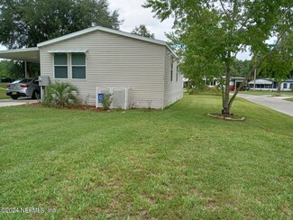 100 Lake Margo Dr, Satsuma, FL 32189