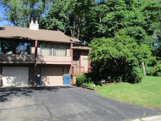 2376 Strathmore St Unit 24, Kalamazoo, MI 49009