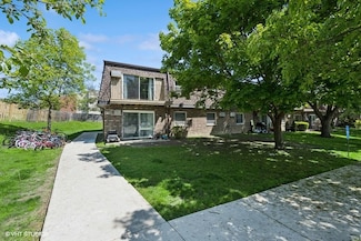 620 Trace Dr Unit 207, Buffalo Grove, IL 60089