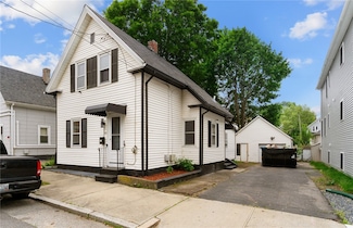 42 Chambers St, Providence, RI 02907
