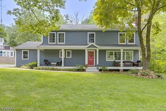 35 Fox Run, New Providence, NJ 07974