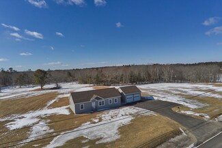 770 Washington Rd, Waldoboro, ME 04572
