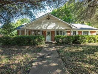 113 Delmore Dr, Hillsboro, TX 76645