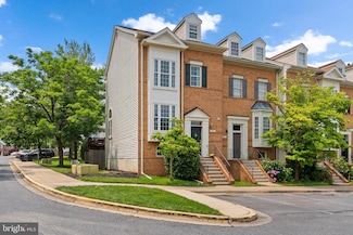 25 Silver Moon Dr, Silver Spring, MD 20904