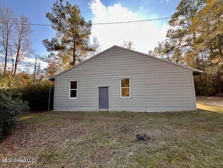 931 Benndale Rd, Wiggins, MS 39577