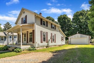 118 E Shepherd St, Charlotte, MI 48813