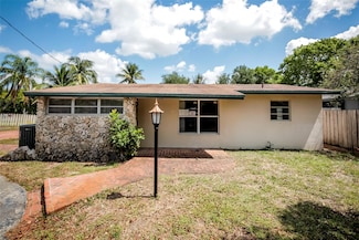 871 SW 10th St, Pompano Beach, FL 33060