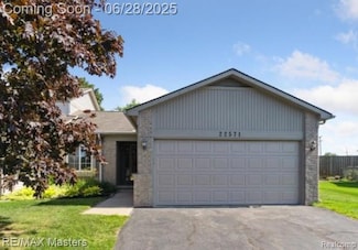22571 Silver Creek Dr Unit 16, Woodhaven, MI 48183