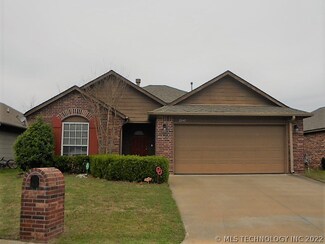 2641 W 65th St, Tulsa, OK 74132