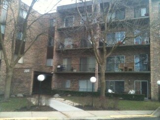 701 W Huntington Commons Rd Unit 305, Mount Prospect, IL 60056