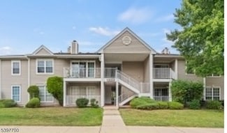 24 Amberly Ct, Franklin Park, NJ 08823