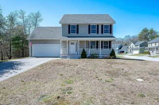 116 Millers Farm Dr, Rochester, NH 03868