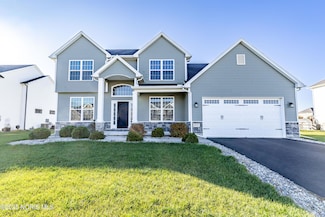 8917 Creekdale Rd, Sylvania, OH 43560