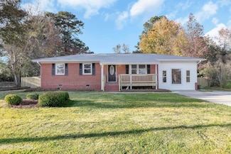 113 Linda Dr, Jacksonville, NC 28546