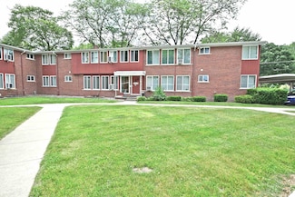 2419 Damman Dr Unit 201, Midland, MI 48640