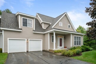 211 Willow Brook Dr, Wayland, MA 01778