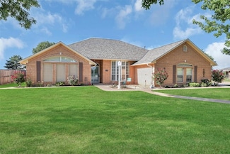 409 Pheasant Cir, Altus, OK 73521