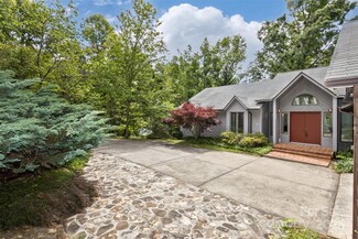 100 Black Oak Dr, Asheville, NC 28804