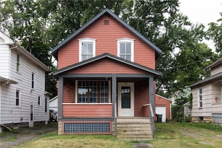 216 Howe St, Elyria, OH 44035
