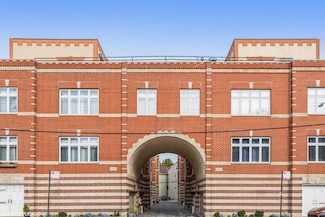 2429 N Clybourn Ave Unit E, Chicago, IL 60614