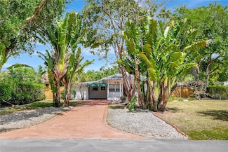 521 Wren Ave, Miami Springs, FL 33166
