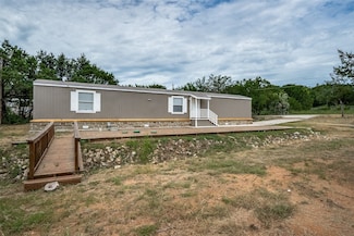 706 Hedgerow Trail, Granbury, TX 76048