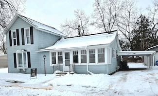 218 S Church St, Standish, MI 48658