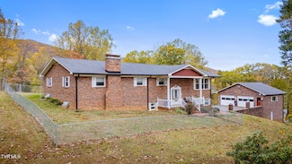 161 Judge Ben Allen Rd, Elizabethton, TN 37643