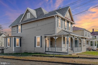 511 Spottswood St, Fredericksburg, VA 22401