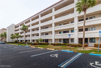 7410 Lake Breeze Dr Unit 204, Fort Myers, FL 33907