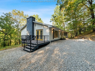 930 Upper Midway Dr, Dunbar, WV 25064