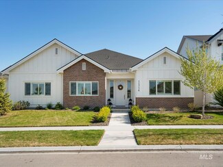 11714 W Triloba Dr, Star, ID 83669