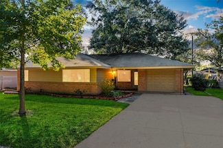 4413 W 43rd St, Houston, TX 77092