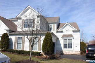 7 Scarlet Oak Ln, Paramus, NJ 07652