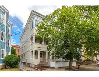 53 Pearl St, Everett, MA 02149