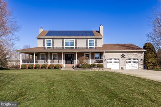 7 Marriott Dr, Lumberton, NJ 08048