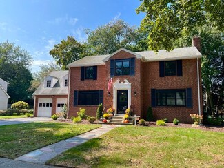30 Plymouth Rd, Longmeadow, MA 01106