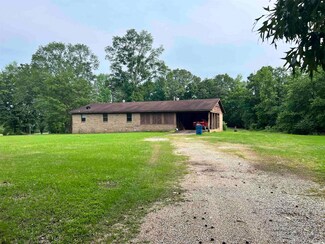 8701 E Oak St, Benton, AR 72015