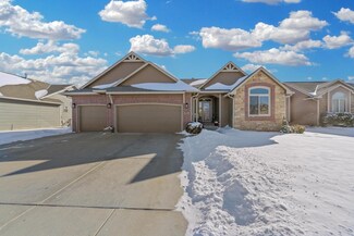 8611 W Candlewood Ct, Wichita, KS 67205