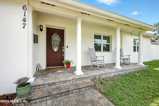 6147 Suwanee Rd, Jacksonville, FL 32217
