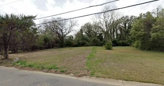 416, 416A, 418 420 Bryan St, Fayetteville, NC 28305
