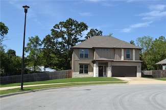 201 Trimble Ln, Pea Ridge, AR 72751