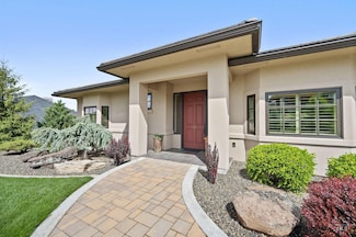 718 E Orion Dr, Boise, ID 83702