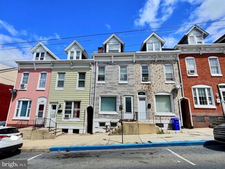 1137 Douglass St, Reading, PA 19604